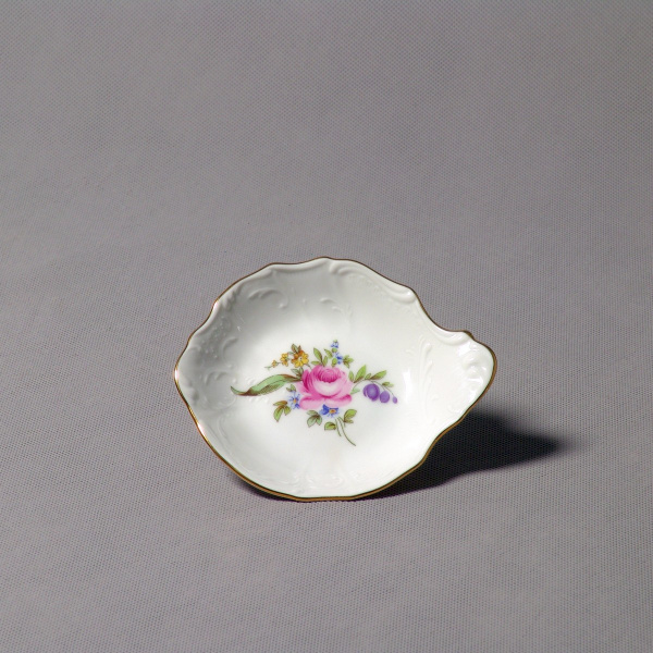 Купить Розетка с ручкой; "Bernadotte", декор "Мейсенский букет" упаковка 1 шт.